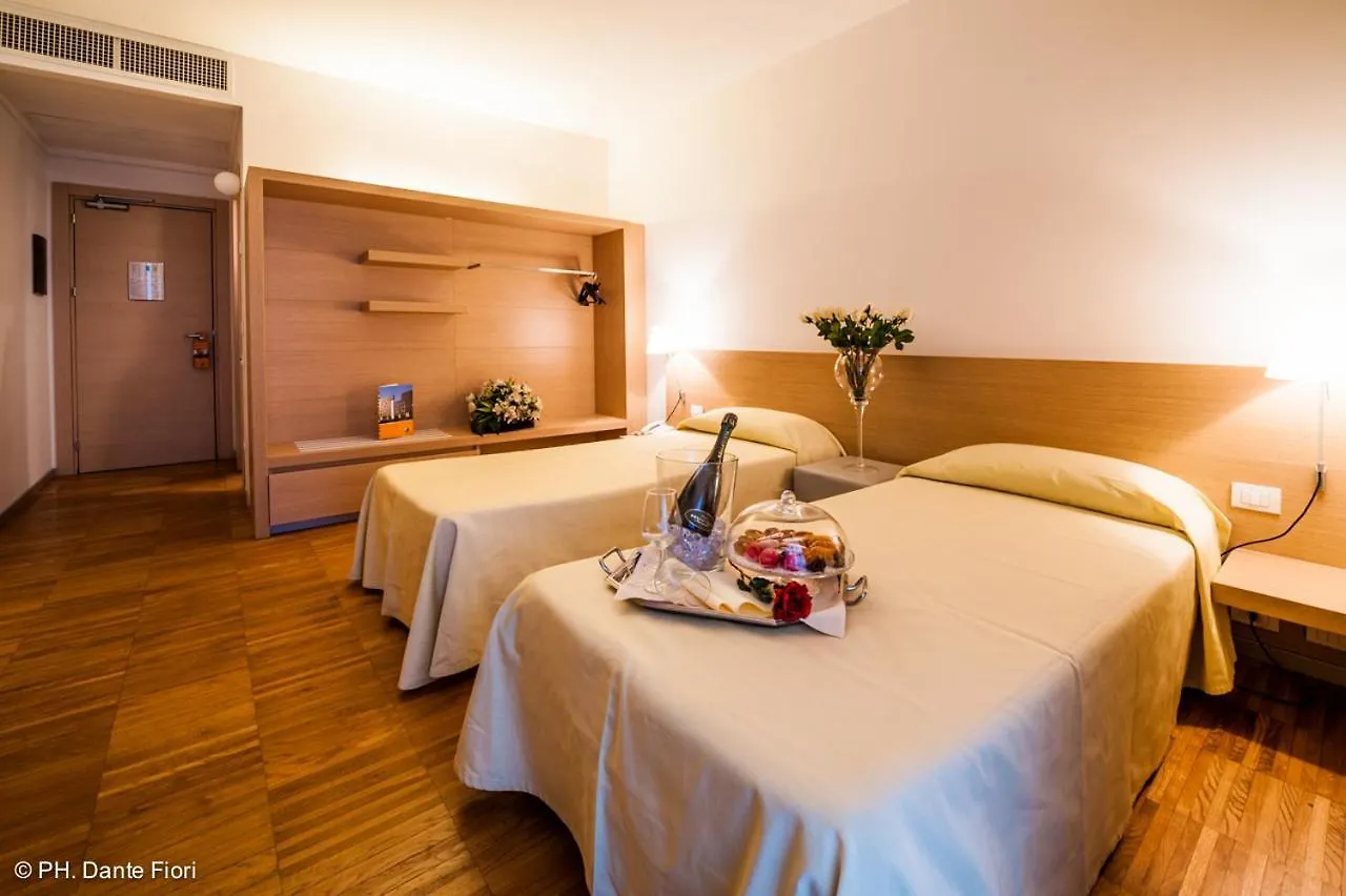 Schio Hotel 4*,  イタリア
