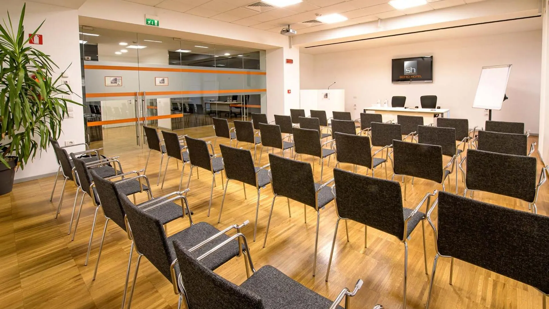 Schio Hotel 4*,